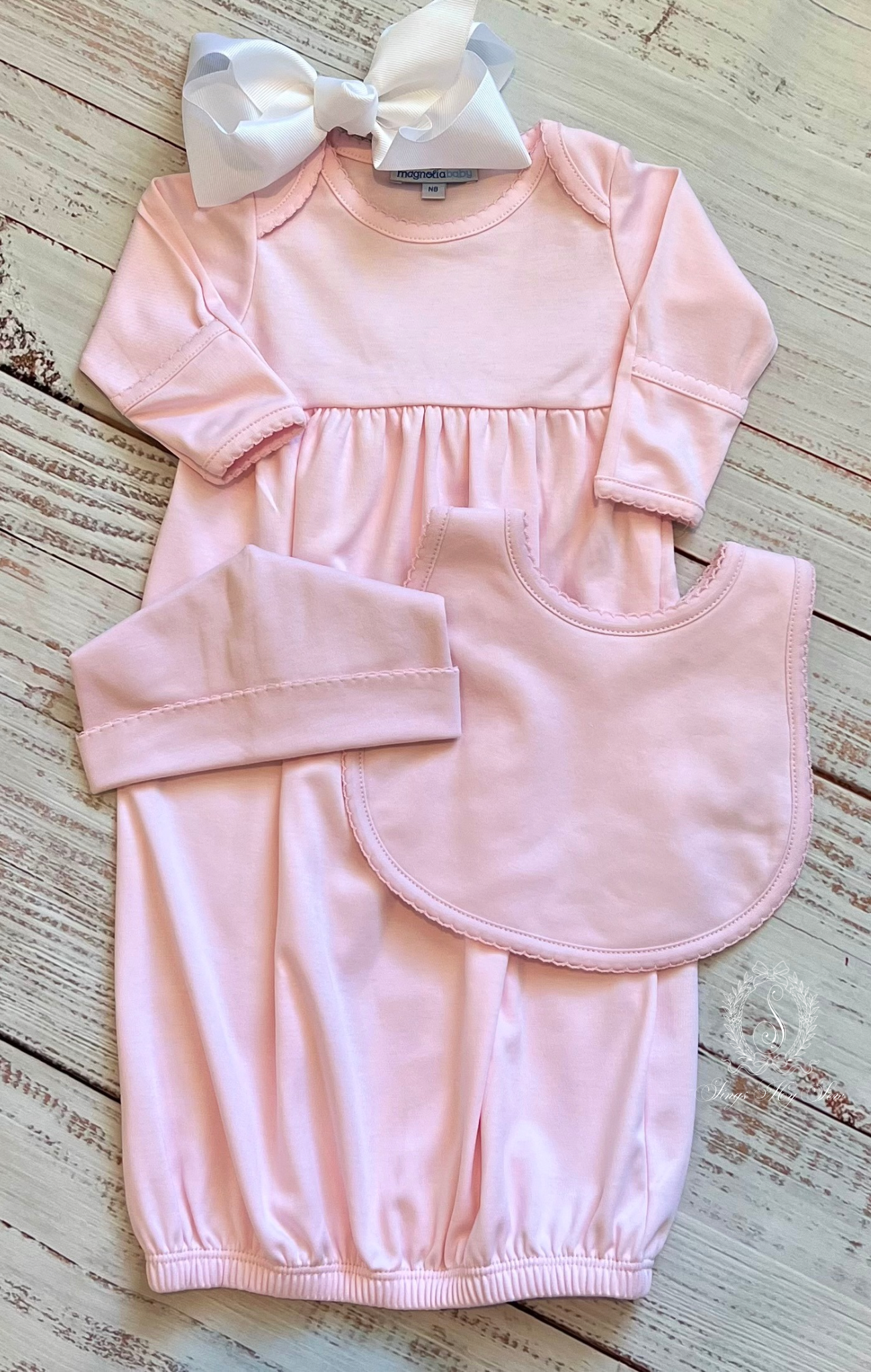 Picot Trimmed Gown (Solid Pink)
