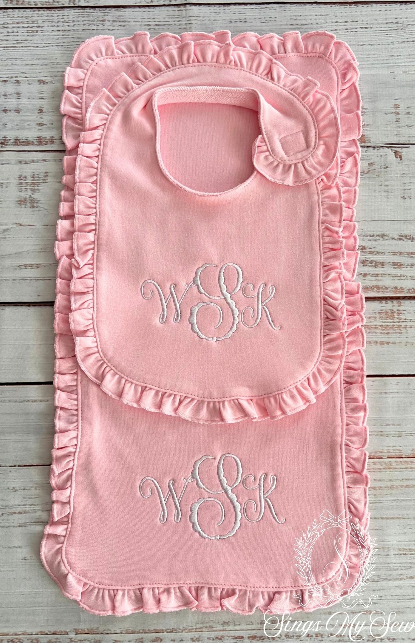 Ruffle Bib & Burp Cloth (Pink)