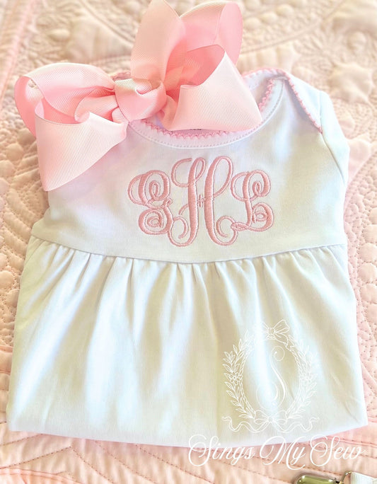 Picot Trimmed Gown (White with Pink)